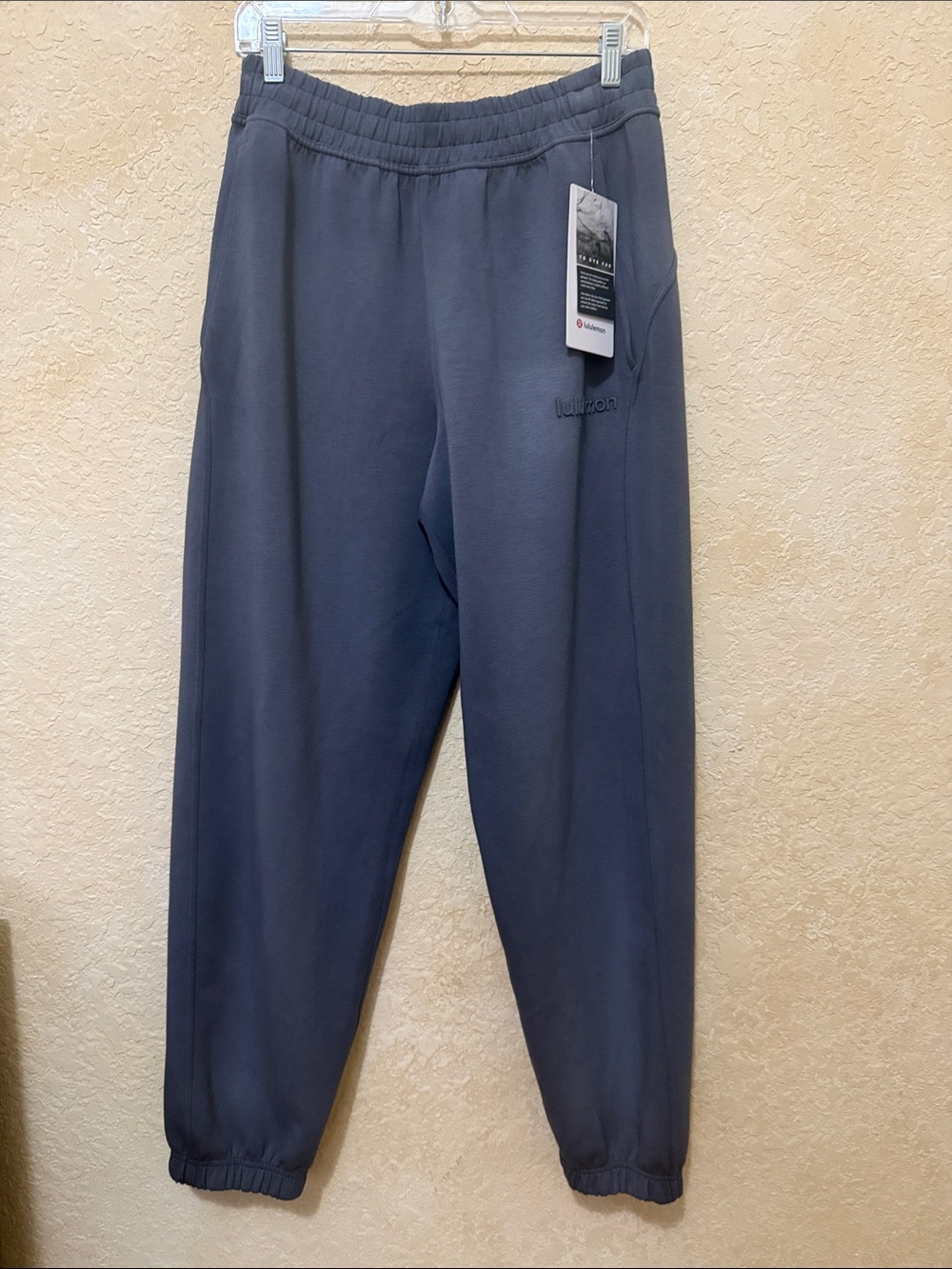 Lululemon smooth spacer jogger size 8